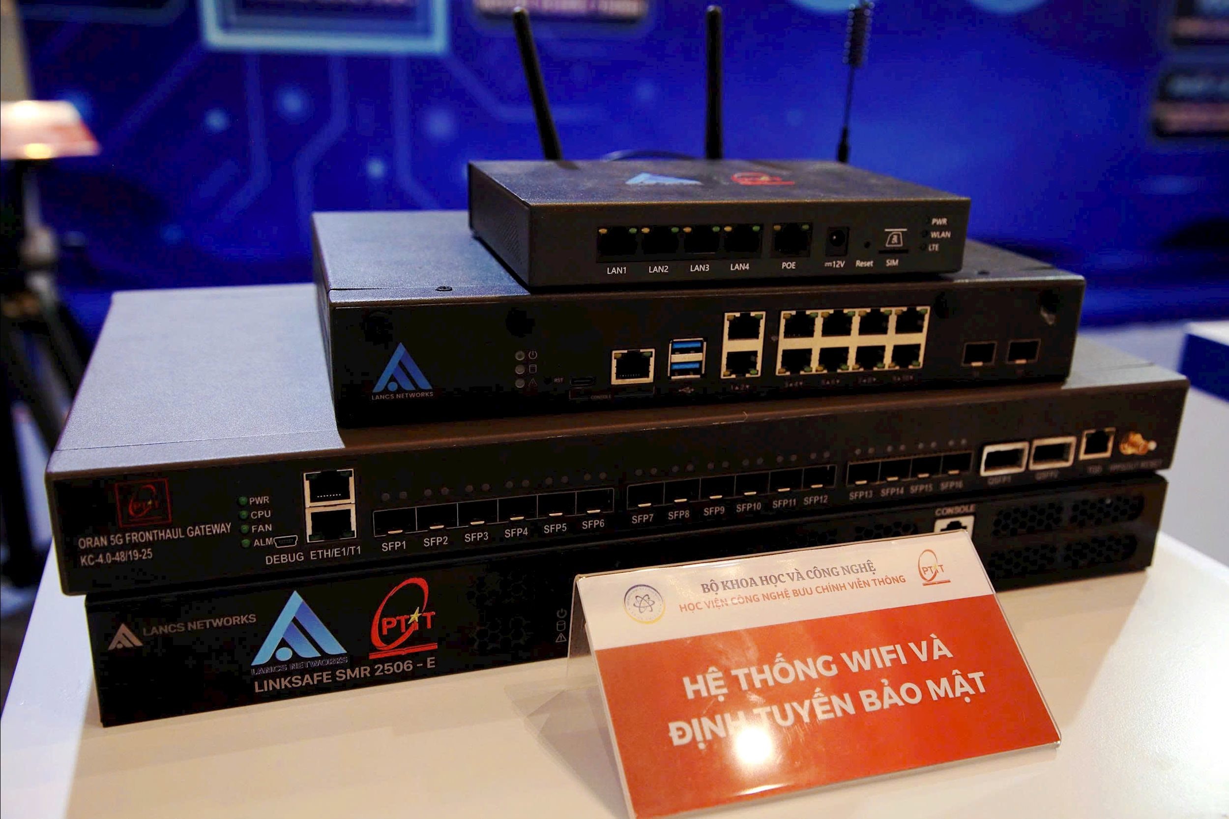 Hệ thống wifi và định tuyến bảo mật. Ảnh: Xuân Quý