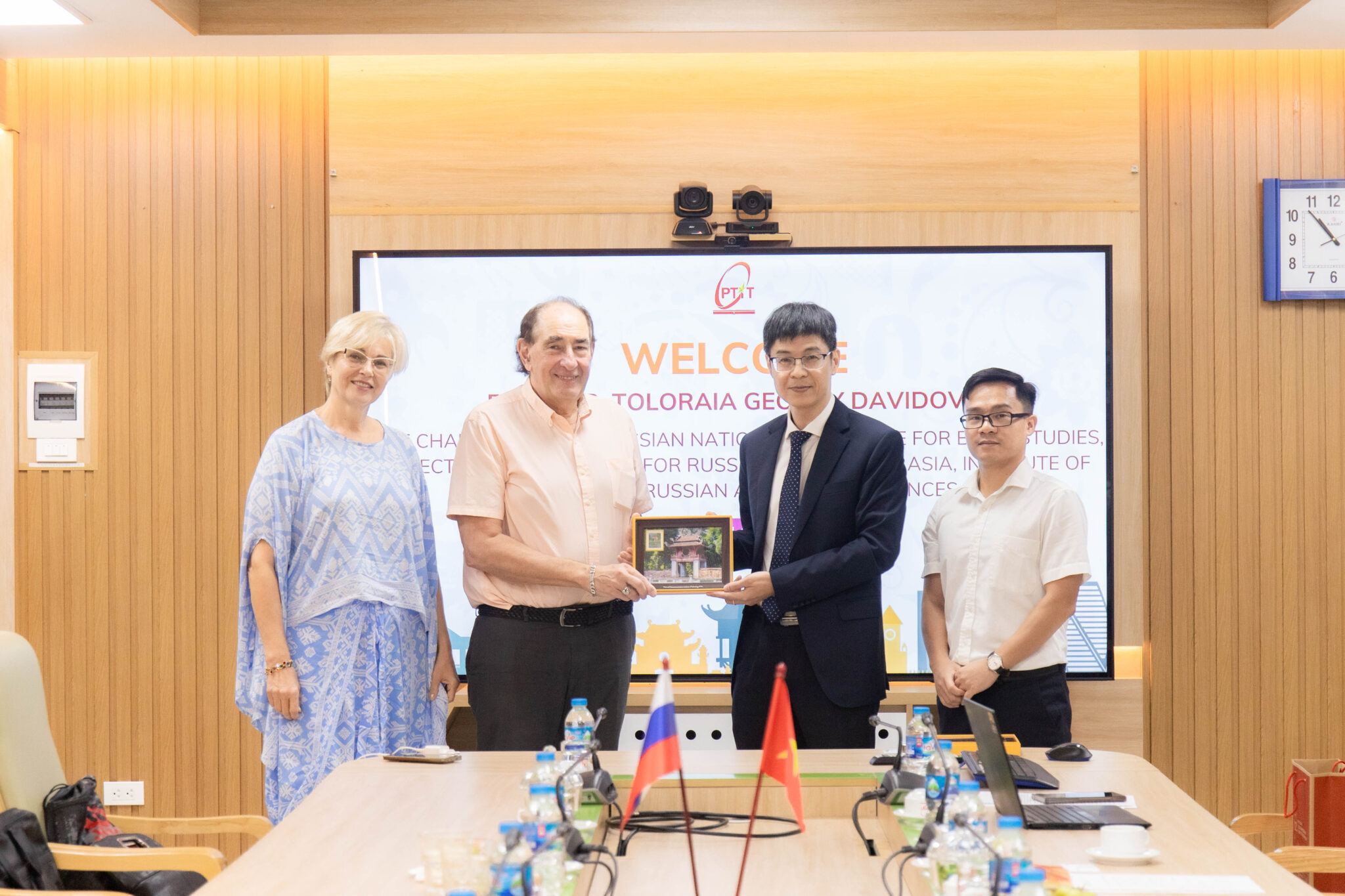 Học viện Công nghệ Bưu chính Viễn thông tăng cường Hợp tác Quốc tế với Ủy ban Nghiên cứu BRICS của Liên bang Nga