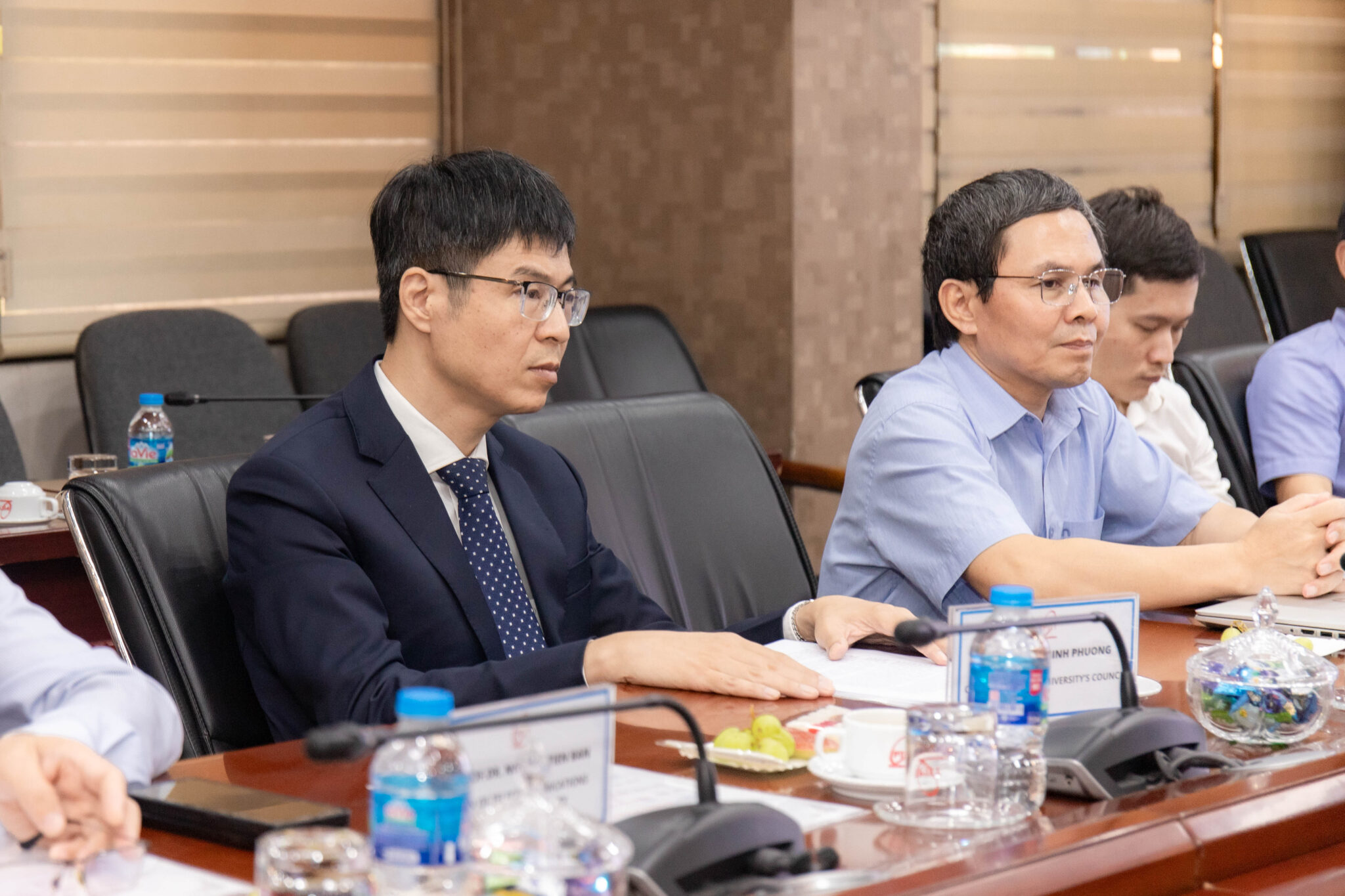 GS.TS Từ Minh Phương, Bí thư Đảng ủy, Chủ tịch Hội đồng Học viện phát biểu tại buổi làm việc