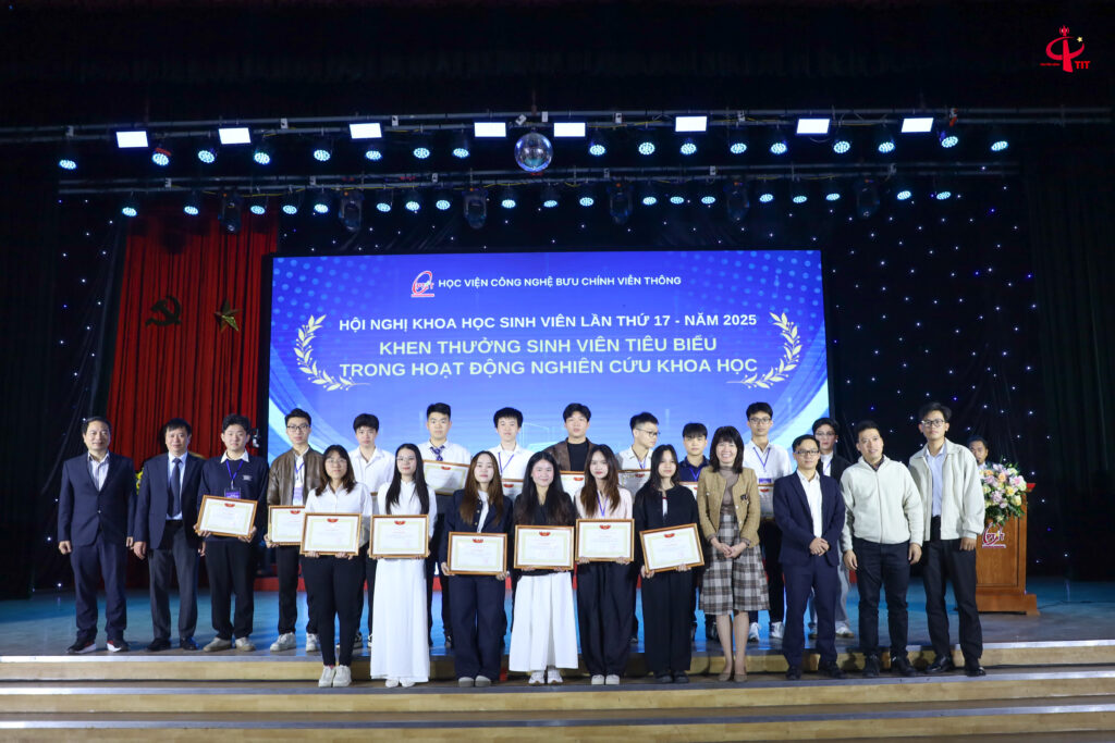 Học viện Công nghệ Bưu chính Viễn thông tổ chức thành công Hội nghị Khoa học Sinh viên lần thứ 17