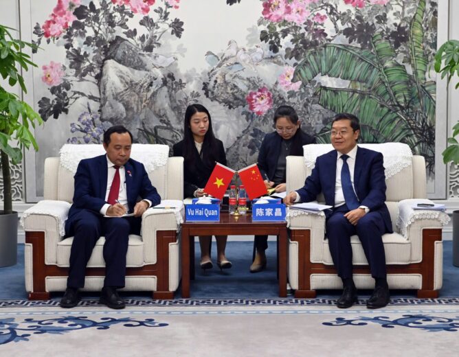 Học viện Công nghệ Bưu chính Viễn thông tham gia đoàn công tác của Bộ KH&CN thúc đẩy hợp tác công nghệ chiến lược tại Trung Quốc