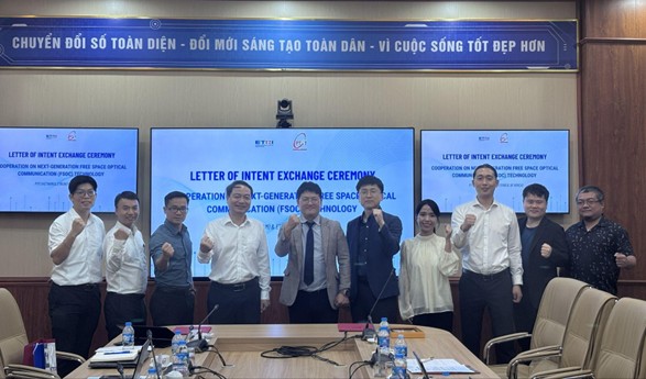 PTIT và ETRI (Hàn Quốc) trao Ý định thư về thúc đẩy hợp tác nghiên cứu công nghệ