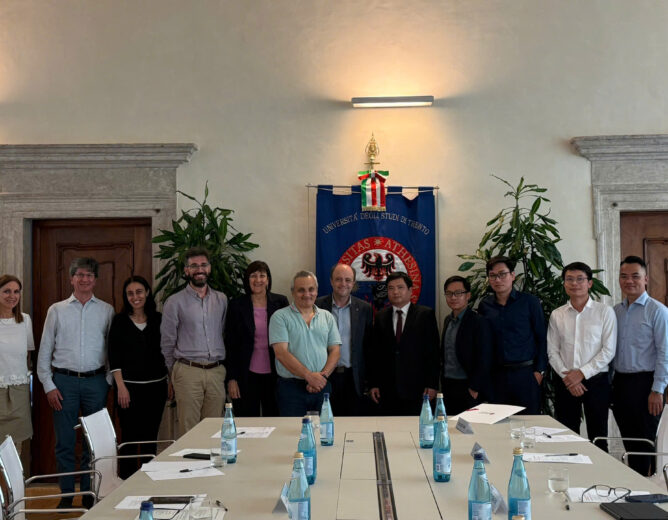 PTIT thúc đẩy hợp tác với Đại học Trento (Ý) trong đào tạo, nghiên cứu AI và đổi mới sáng tạo